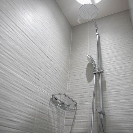 קיסונרגה Lovely One Bedroom Apartment With Nice View מראה חיצוני תמונה