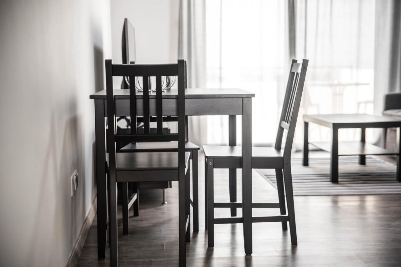 קיסונרגה Lovely One Bedroom Apartment With Nice View מראה חיצוני תמונה