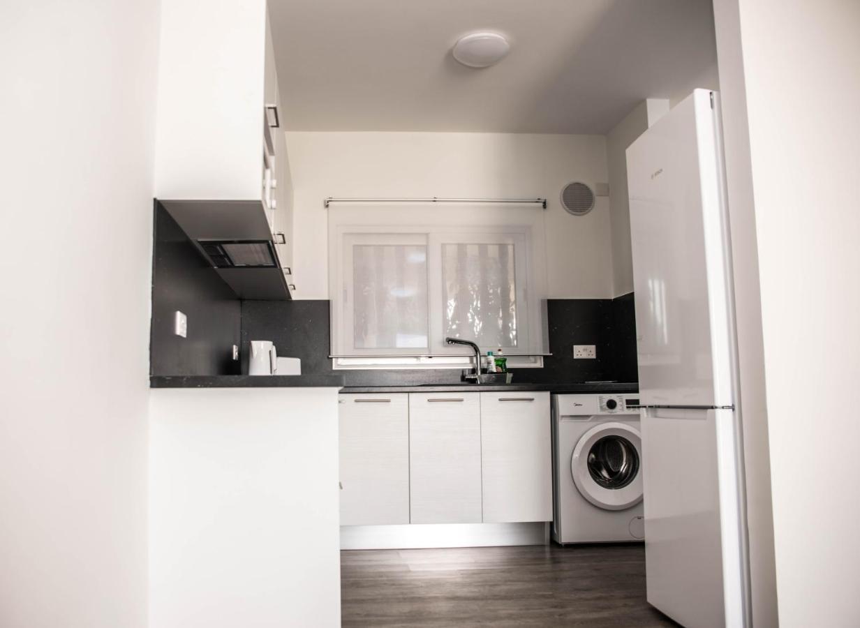 קיסונרגה Lovely One Bedroom Apartment With Nice View מראה חיצוני תמונה